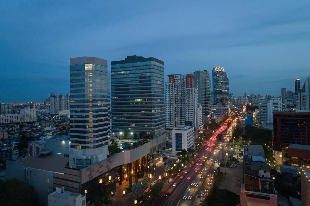 Фото Jubilee Prestige Hotel Ratchadapisek 5*
