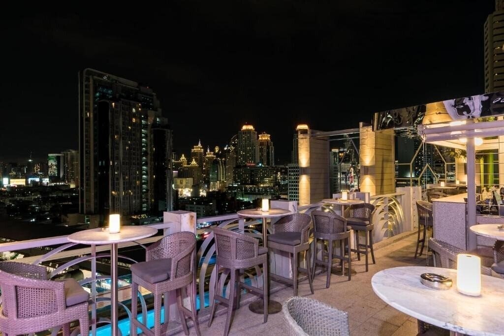Картинка Akara Hotel Bangkok 5*