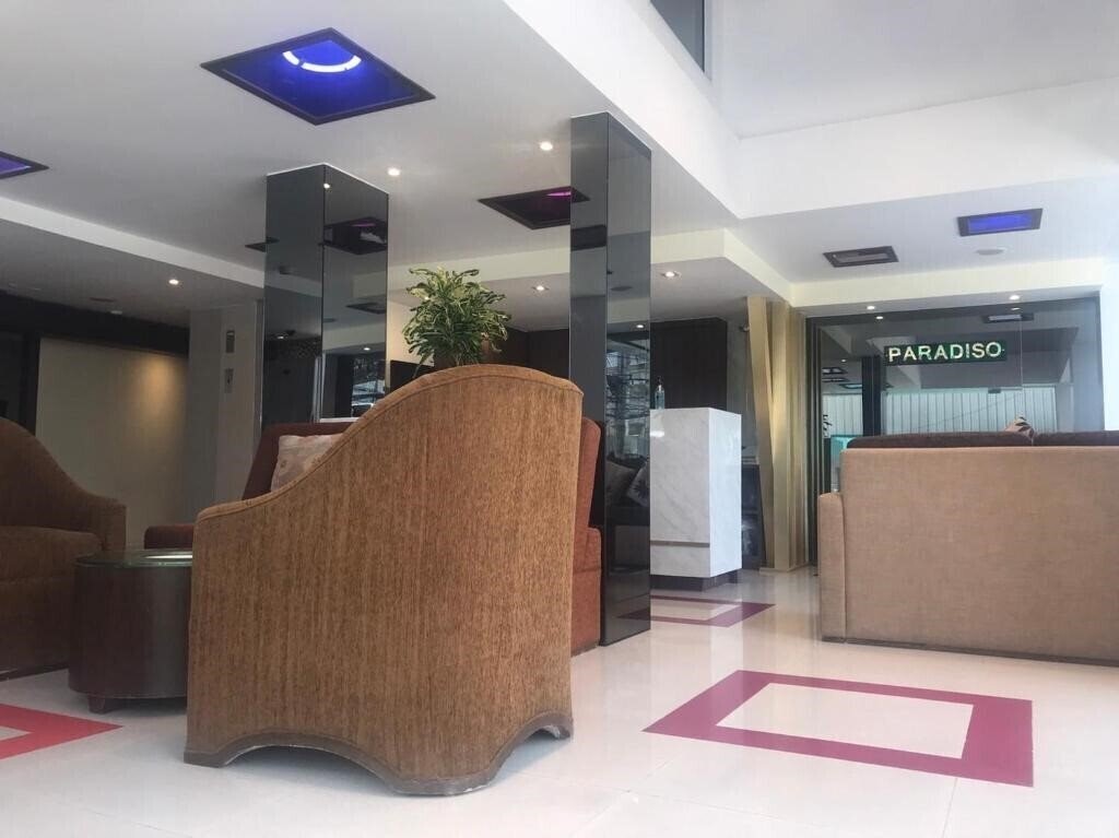 Фото Paradiso Boutique Suites 3*