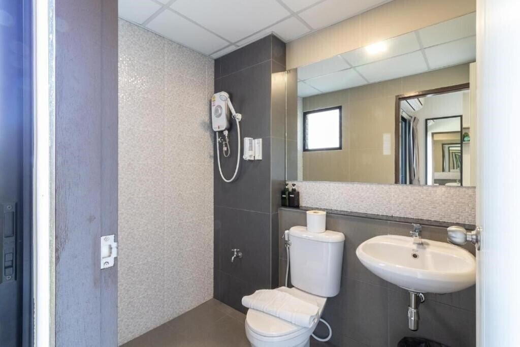 Фото Casa Luxe Hotel & Resident 2*