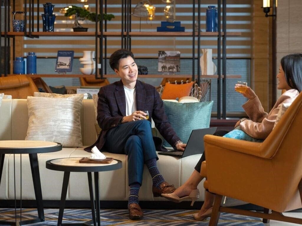 Фотография Mercure Bangkok Surawong 4*