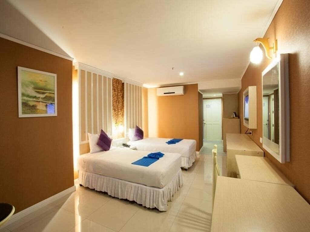 Отель Bay Hotel Srinakarin 3*