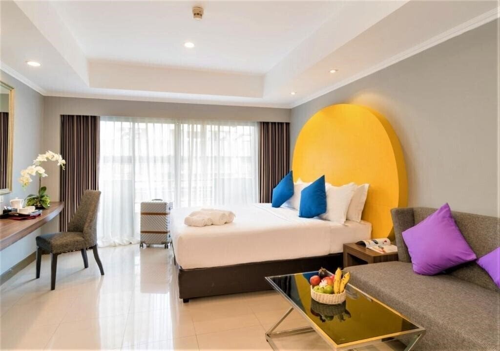 Отель Furamaxclusive Sukhumvit Soi 4*