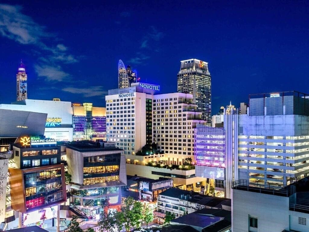 Отель Novotel Bangkok On Siam Square 4*