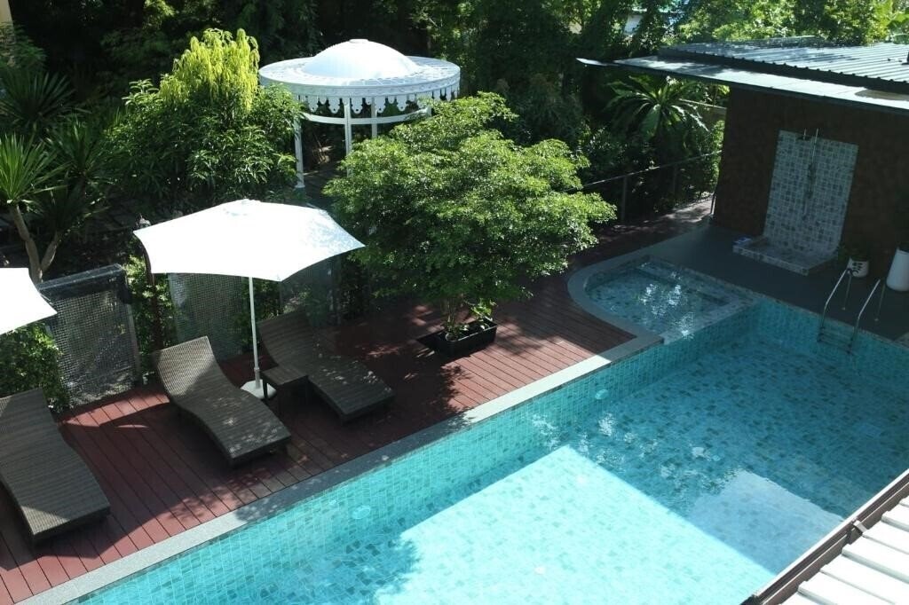 Картинка Baan Chao Khun Hotel 4*