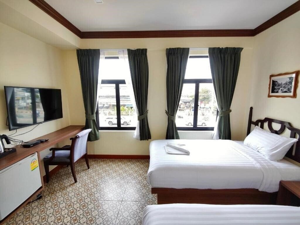 Отель Baan Chao Khun Hotel 4*