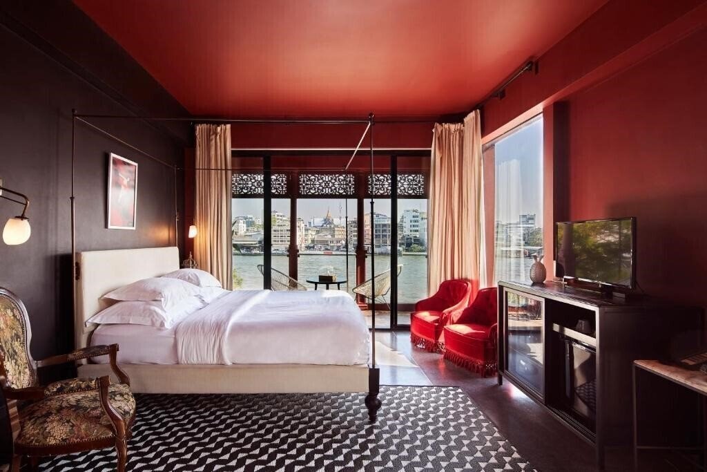 Отель Amdaeng Bangkok Riverside Hotel 4*