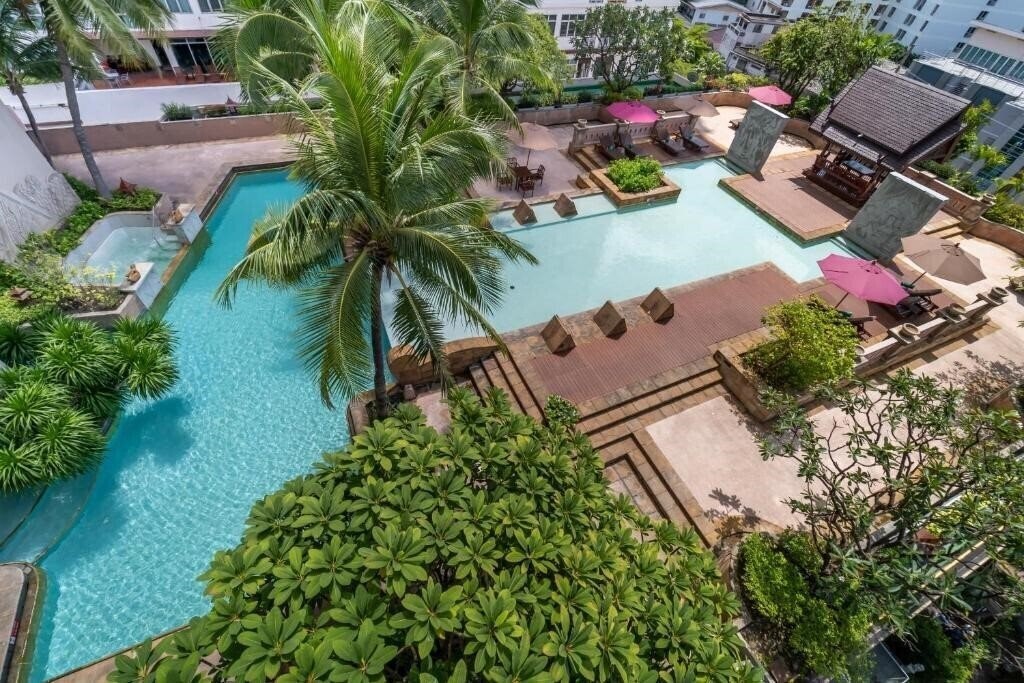 Изображение Century Park 4*