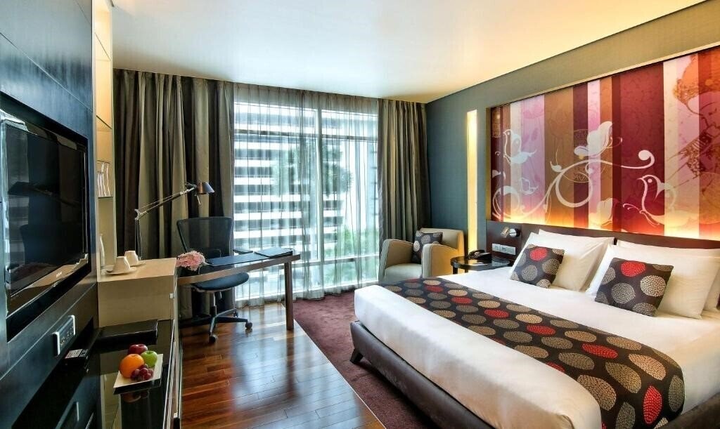 Отель Park Plaza Bangkok Soi 4*