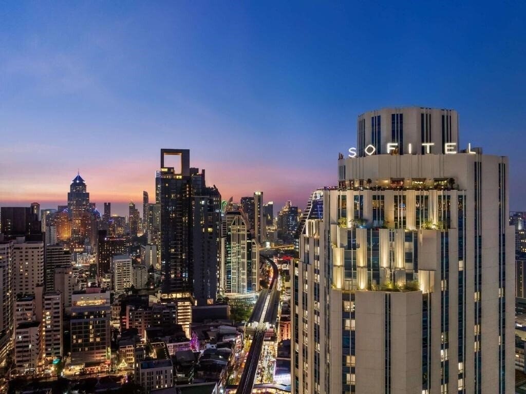 Отель Sofitel Bangkok Sukhumvit 5*