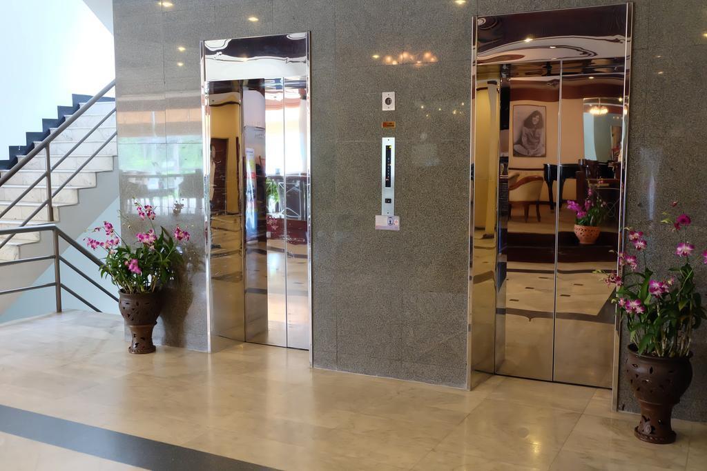 Изображение Tarin 3*