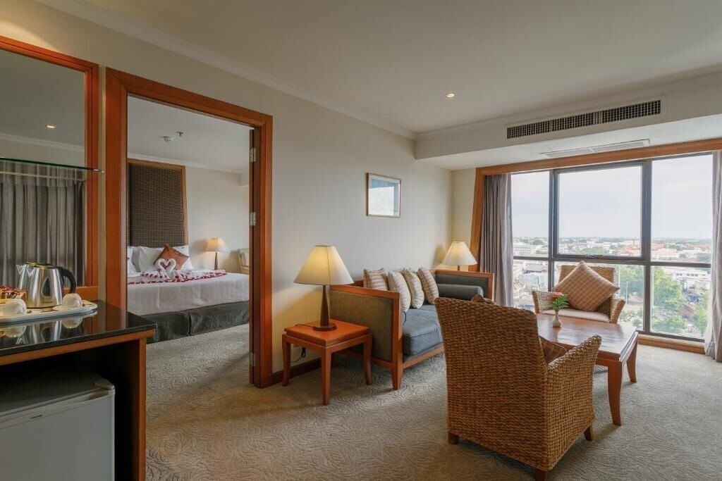 Фото Amora Hotel Tapae Chiang Mai 4*