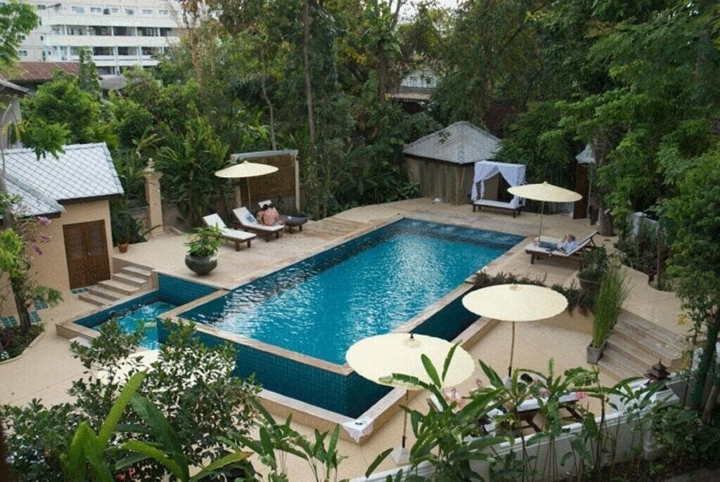 Отель Changpuak Hotel Chiang Mai 2*