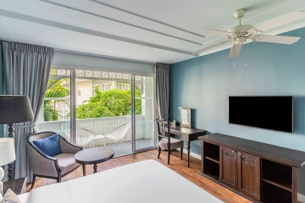 Картинка Away Chiang Mai Thapae Resort 4*