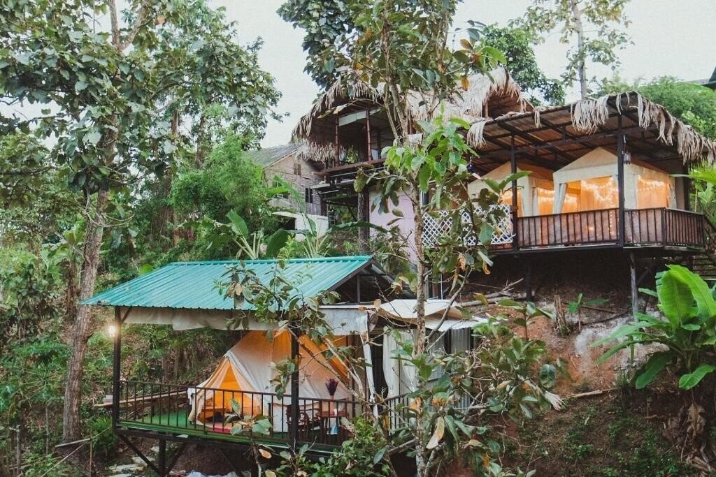 Отель Baansuan Chomchun 3*
