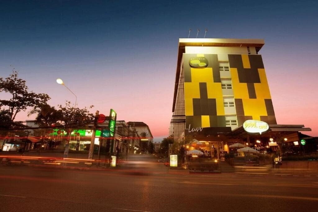 Отель Baiyoke Ciao Hotel 3*