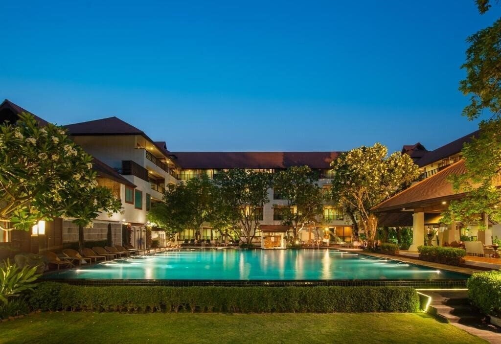 Отель Ratilanna Riverside SPA Resort Chiang Mai 5*