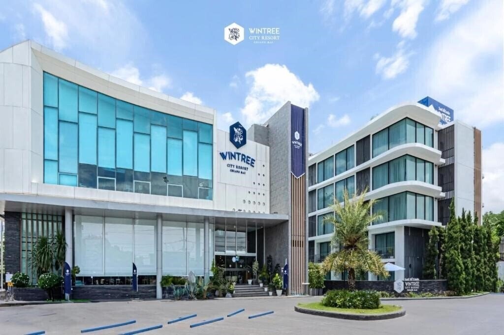 Отель Wintree City Resort Chiang Mai 4*