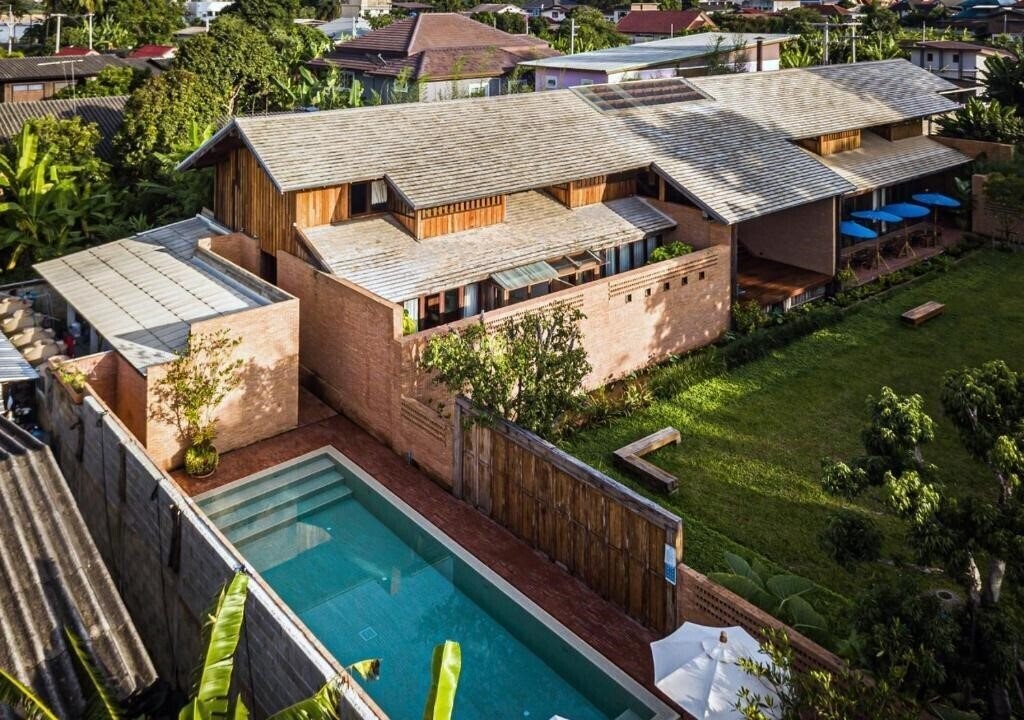 Отель Athita The Hidden Court Chiang Saen 4*