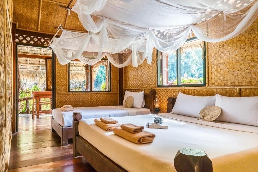 Изображение River Kwai Jungle Rafts 2*