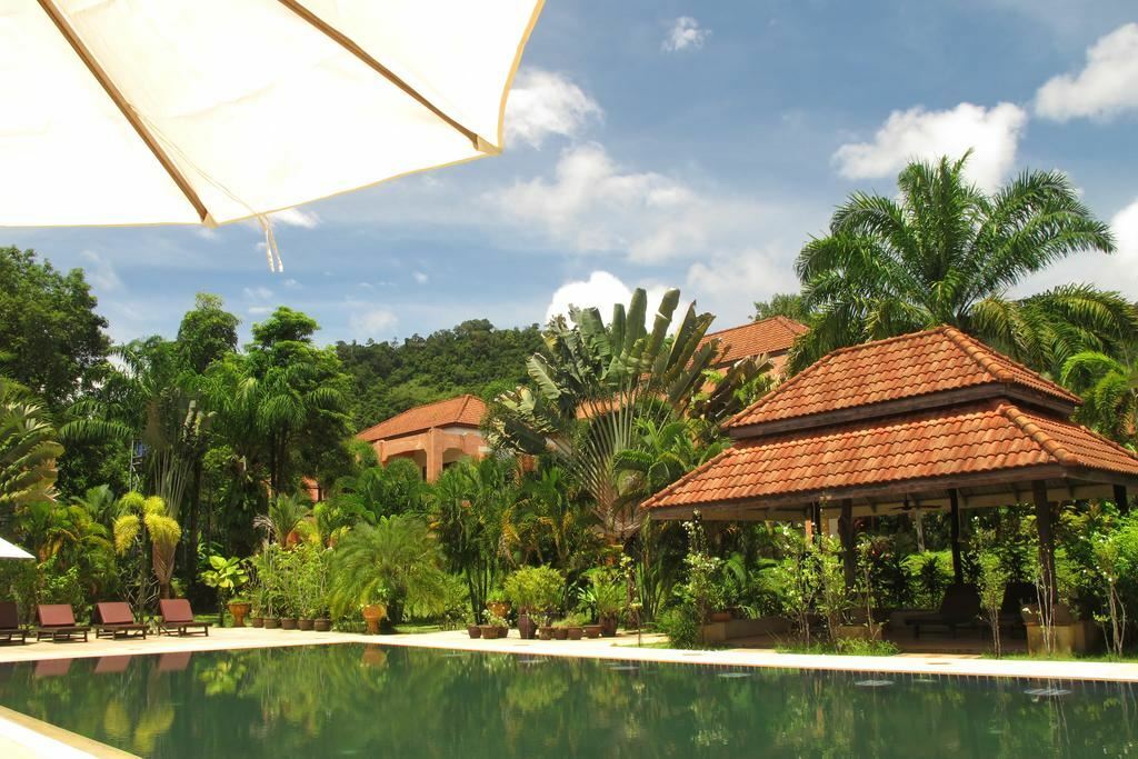 Отель Khaolak Palm Hill 3*