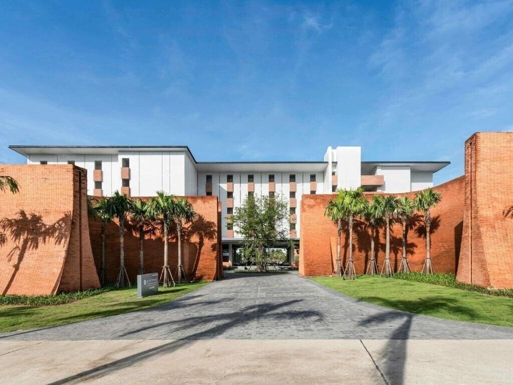 Фото Pullman Khao Lak Katiliya Resort & Villas 5*