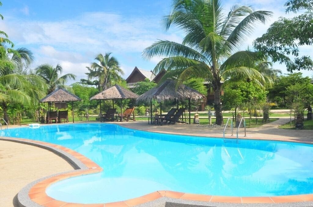 Изображение The Hip Resort 3*