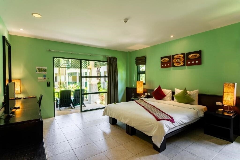 Изображение Baan Khaolak Beach Resort 4*