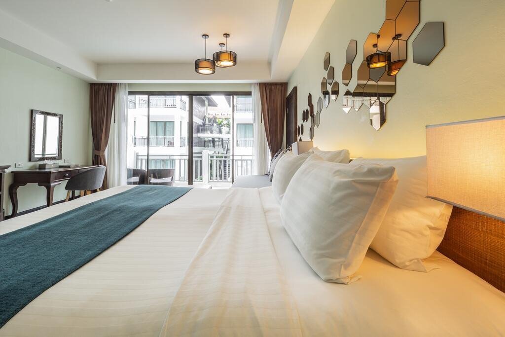 Картинка Hive Khaolak Beach Resort (ex. Khao Lak Diamond Beach Resort) 4*