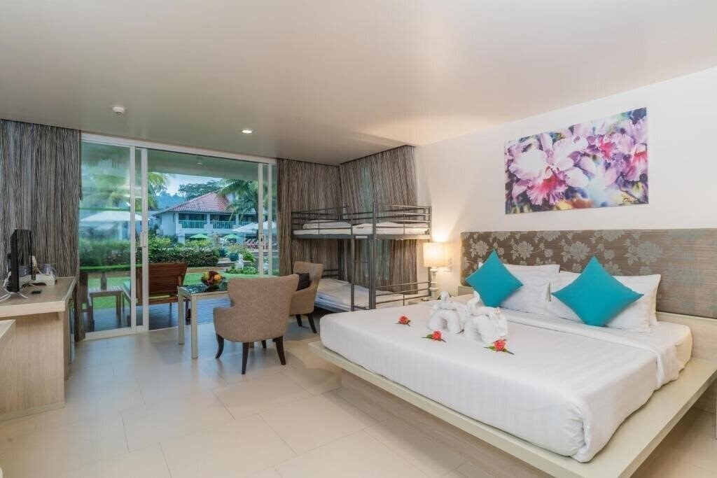 Фотография Briza Beach Resort, Khao Lak 3*