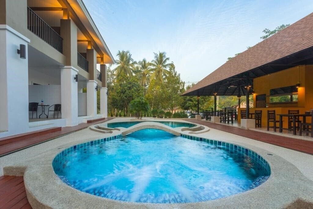Изображение The Retreat Khaolak Resort 3*