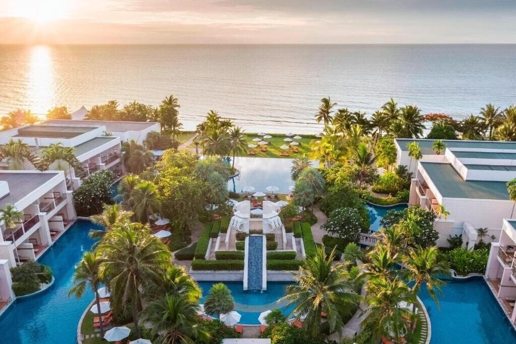 Отель Sheraton Hua Hin Resort & SPA 5*