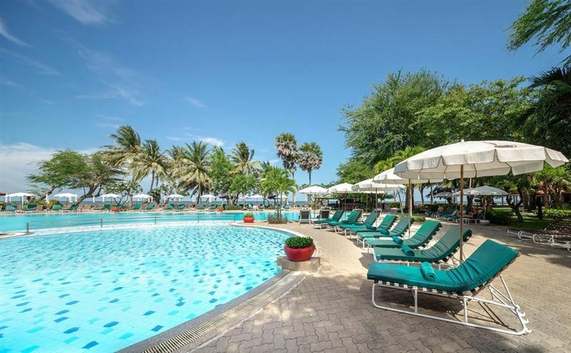 Картинка Regent Chalet Regent Beach Cha-Am 4*