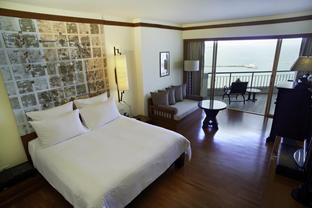 Отель Hilton Hua Hin Resort And SPA 5*