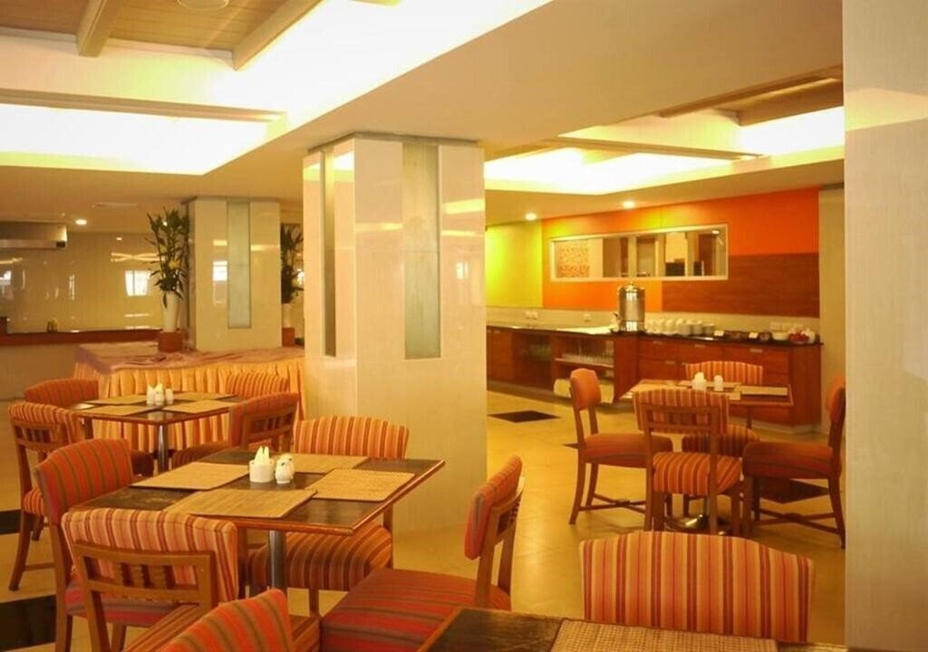 Фотография Long Beach Cha-Am Hotel 3*