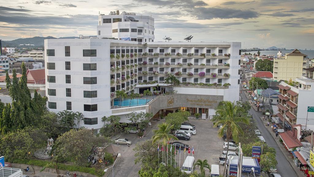 Отель City Beach Resort 3*