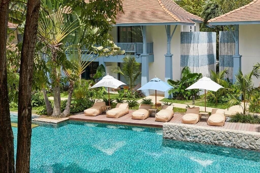 Отель The Peri Hotel Hua Hin 4*