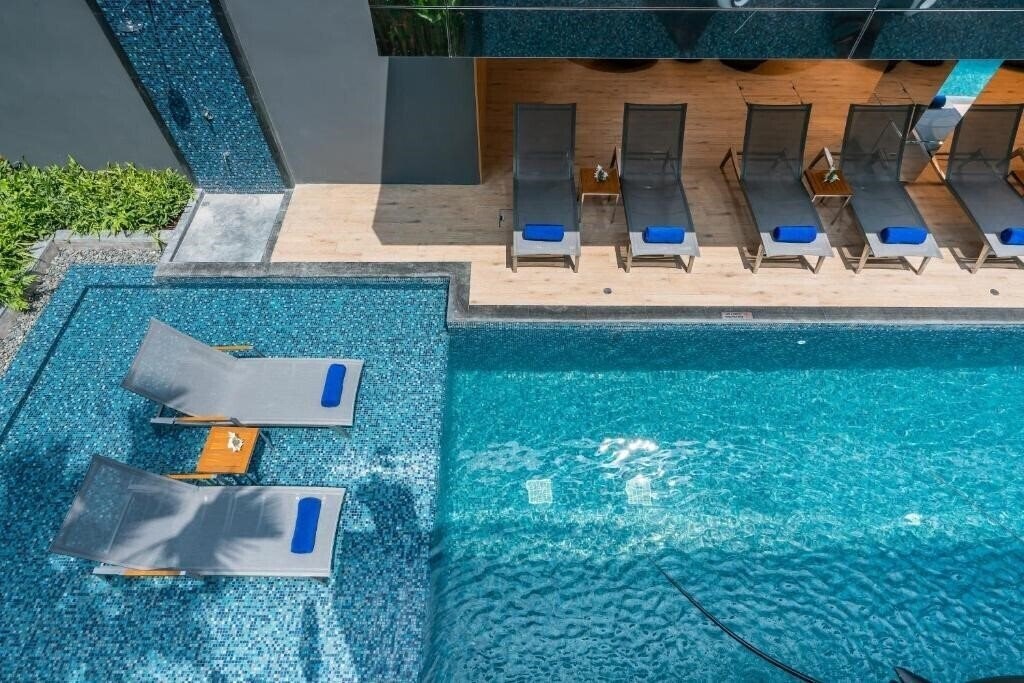 Отель Maven Stylish Hotel Hua Hin 4*