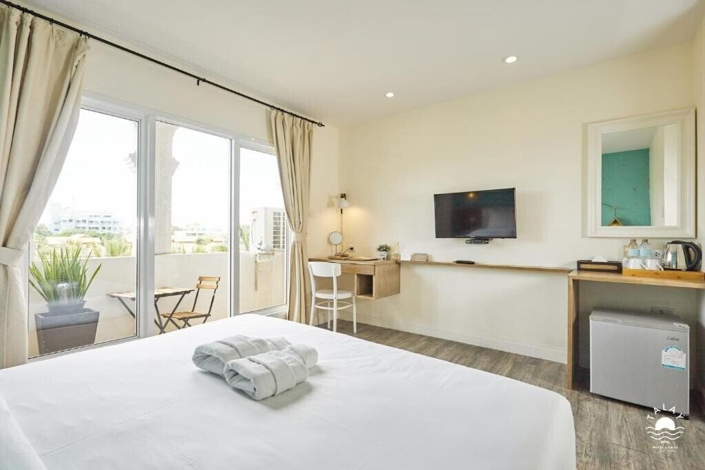 Фото Talay Hotel & Villa 3*