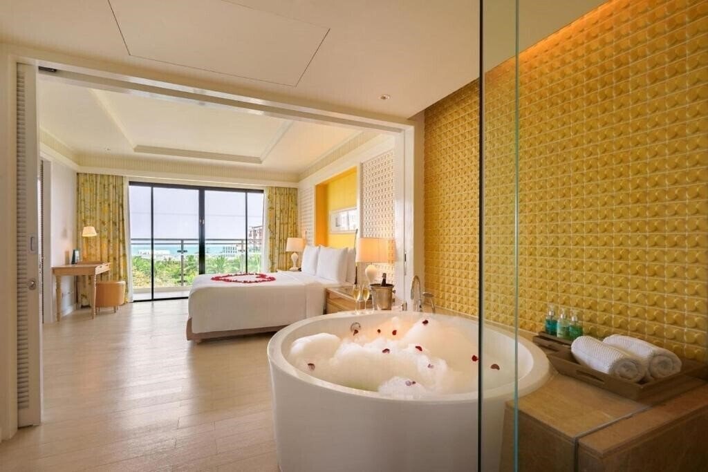 Фото Amari Hua Hin 4*