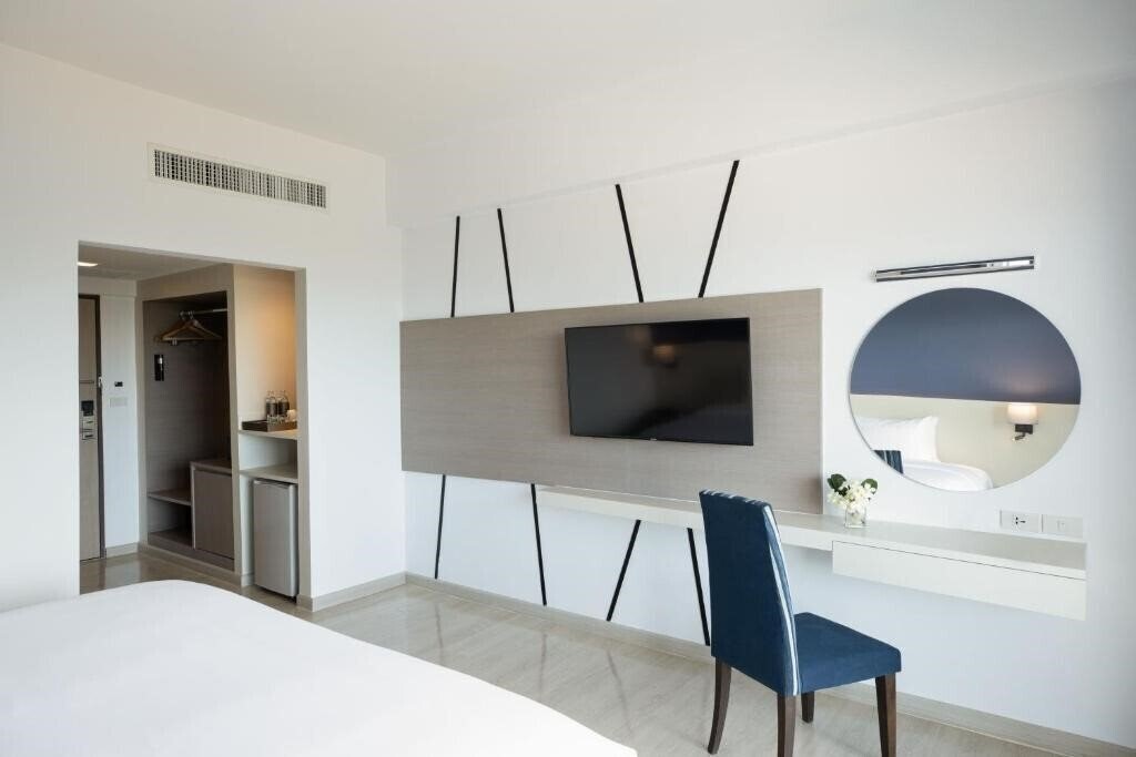 Фотография Centara Life Cha-Am Beach Resort Hua Hin (ex. Beach Garden Hotel Cha-Am) 3*