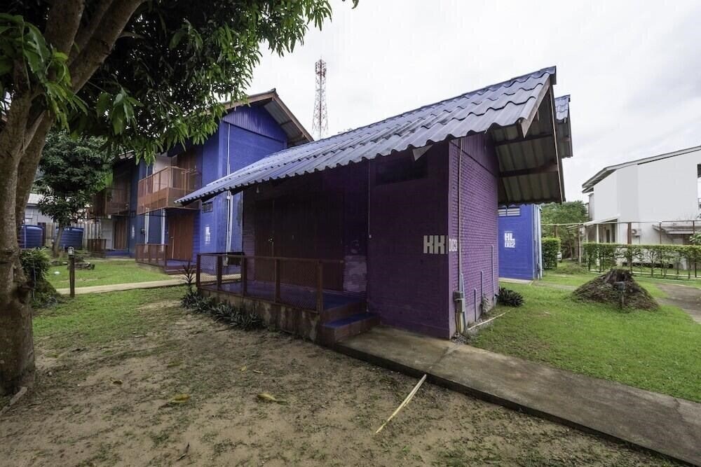 Отель OYO 75340 Klkl Hostel 2*