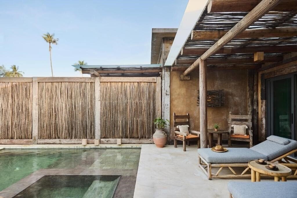 Картинка Dinso Resort & Villas Ko Chang Vignette Collection (ex. The Emerald Cove Koh Chang, Amari Emerald Cove Resort) 4*