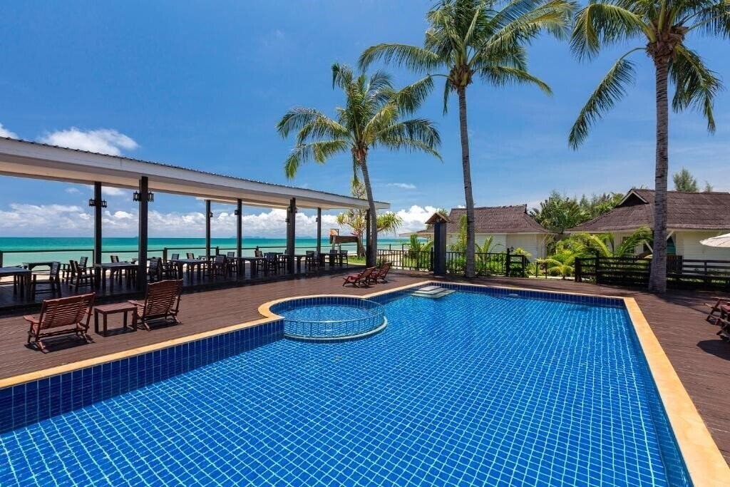 Изображение Nakara Long Beach Resort 3*