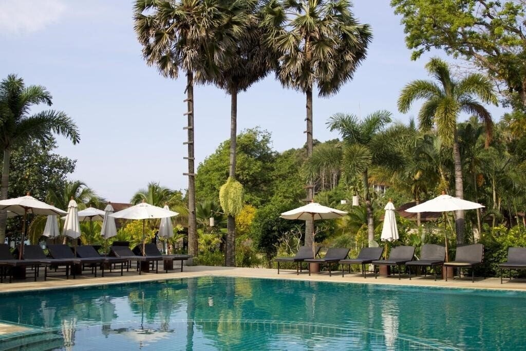 Отель Anda Lanta Resort 3*