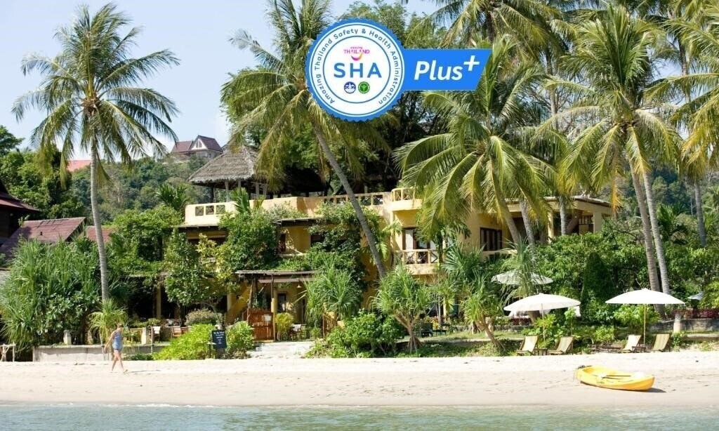 Отель Vacation Village Phra Nang Lanta 4*