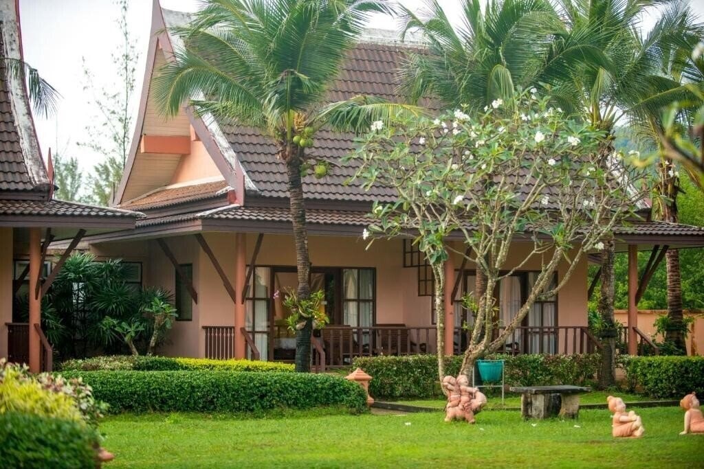 Картинка Lanta Casuarina Beach Resort 3*