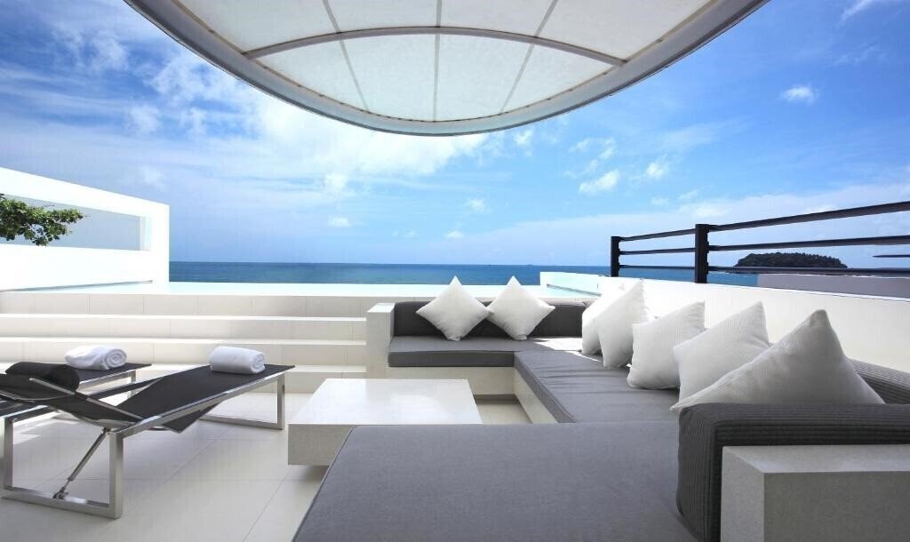 Изображение Kata Rocks Resort & Residences 5*