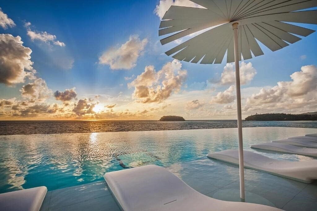 Картинка Kata Rocks Resort & Residences 5*