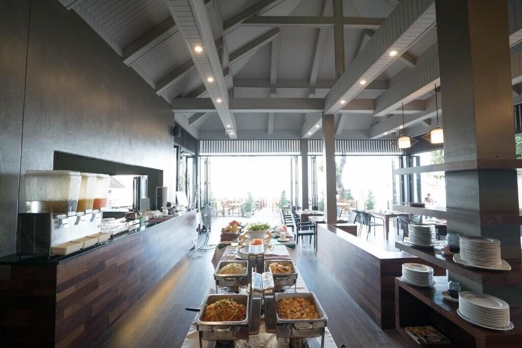 Фотография Tonsai Bay Resort 4*